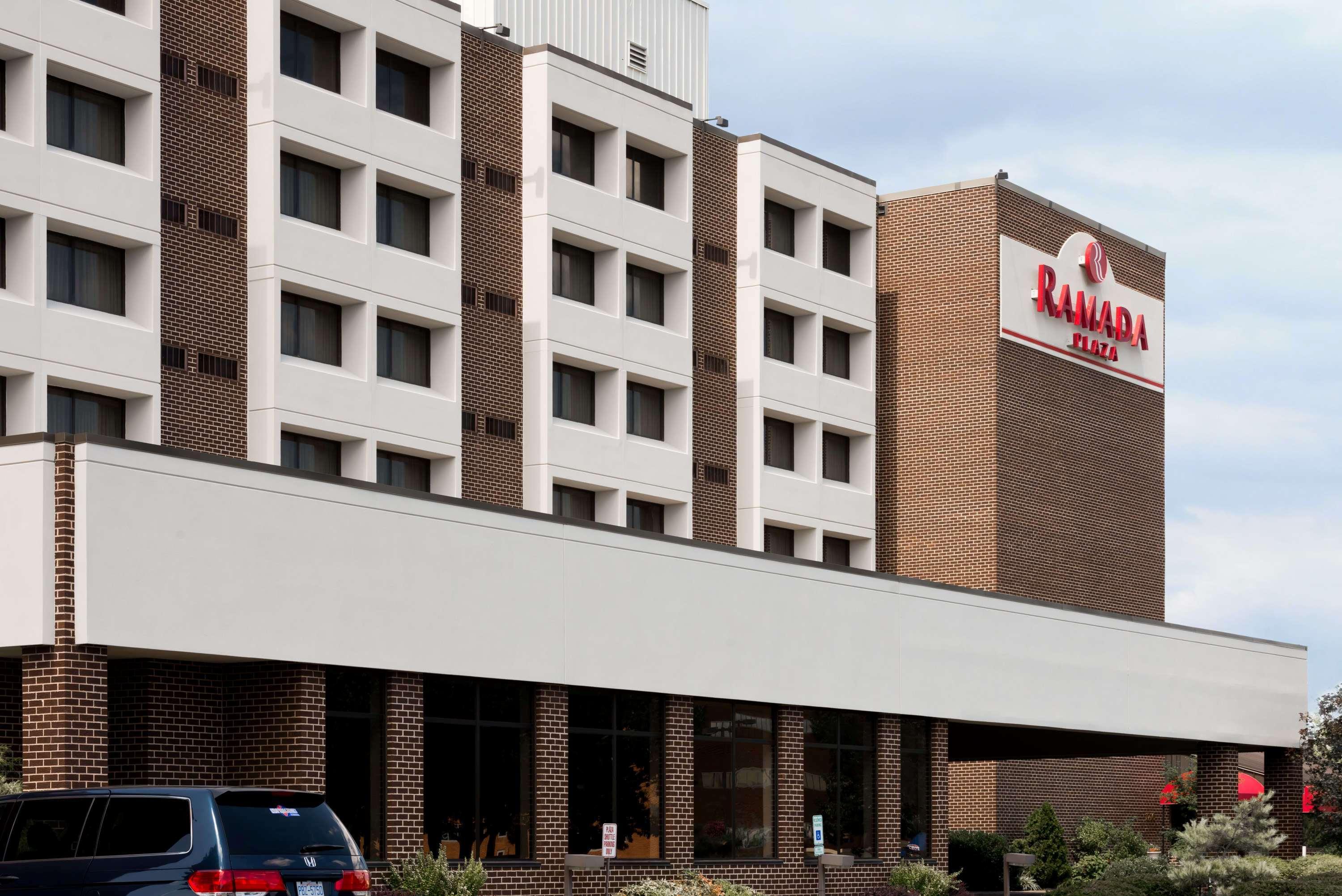 Hotel Ramada Plaza By Wyndham Hagerstown Exterior foto